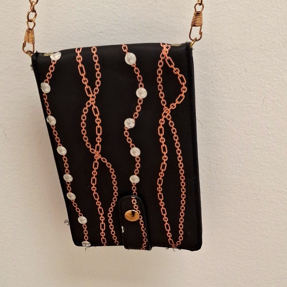 5/$25- Unbranded Crossbody Purse 👛